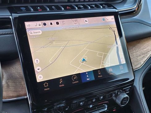 Used 2023 Jeep Grand Cherokee Summit image 29