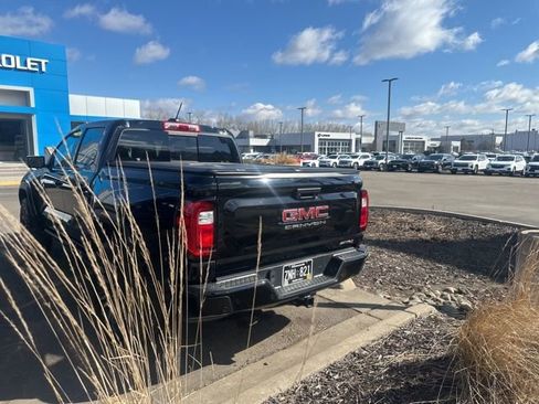 Used 2024 GMC Canyon AT4 w/ Canyon Safety Plus Package AWD/4WD image 21