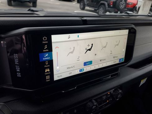 New 2026 Jeep Wrangler Sport AWD/4WD image 19
