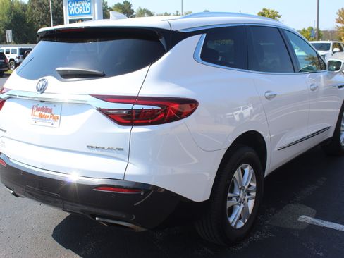Used 2018 Buick Enclave Essence FWD image 6