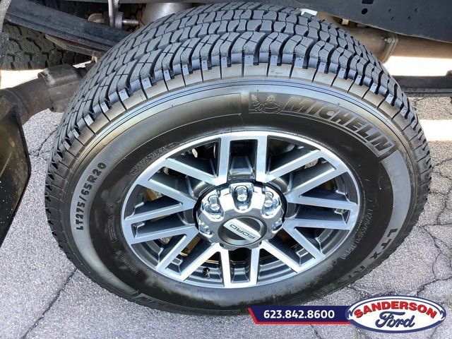 Used 2017 Ford F250 Lariat w/ Lariat Ultimate Package AWD/4WD image 20
