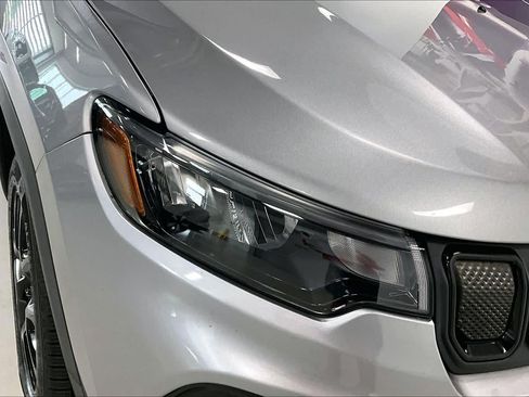 Used 2022 Jeep Compass Latitude AWD/4WD image 28