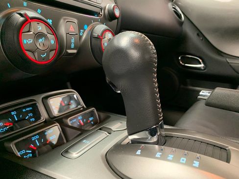 Used 2011 Chevrolet Camaro LT image 16