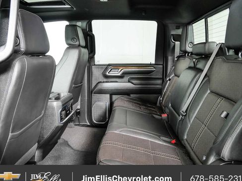 Used 2025 Chevrolet Silverado 2500 High Country w/ High Country Premium Package AWD/4WD image 18