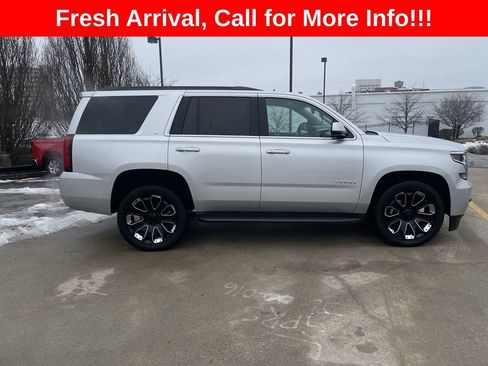 Used 2016 Chevrolet Tahoe LT w/ Luxury Package AWD/4WD image 8