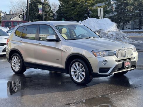 Used 2016 BMW X3 xDrive28i image 1