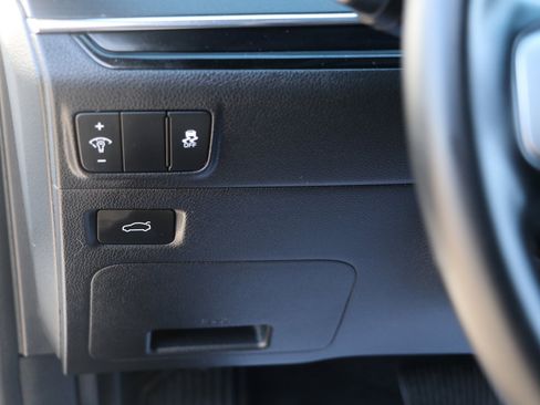 Used 2025 Kia K5 GT-Line image 12