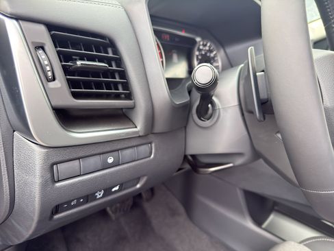 New 2026 Nissan Rogue SV AWD/4WD image 13