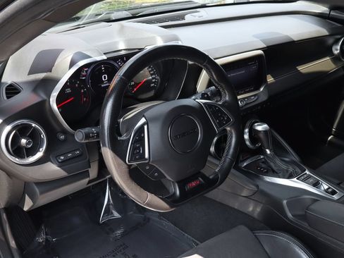 Used 2020 Chevrolet Camaro SS RWD image 22