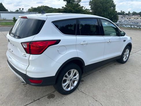 Used 2019 Ford Escape SE AWD/4WD image 6