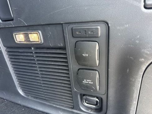 Used 2025 Lincoln Navigator L Reserve AWD/4WD image 34