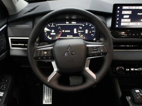 New 2026 Mitsubishi Outlander SEL FWD image 21