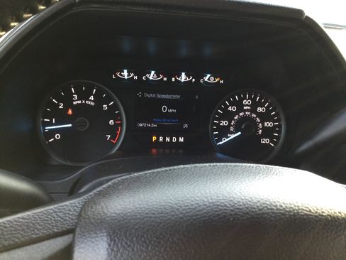 Used 2018 Ford F150 XLT w/ Equipment Group 302A Luxury image 14