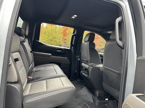 Used 2023 Chevrolet Silverado 1500 ZR2 w/ Technology Package image 53