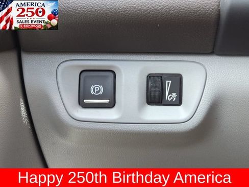 Used 2021 GMC Acadia SLE w/ Driver Convenience Package FWD image 23
