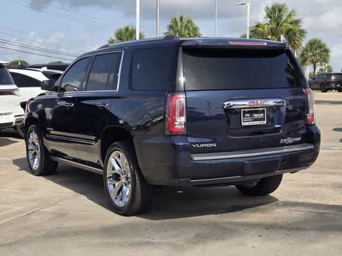 Used 2019 GMC Yukon Denali w/ Denali Ultimate Package AWD/4WD image 4