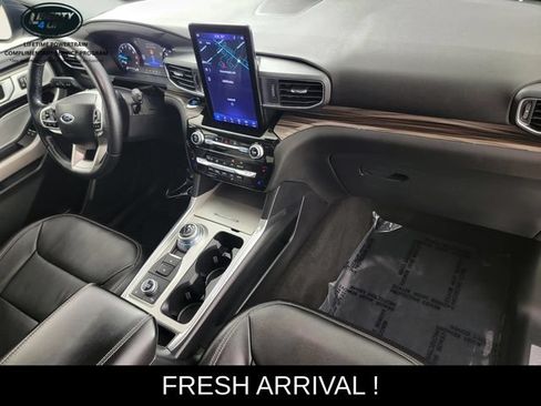 Used 2023 Ford Explorer Limited w/ Limited Technology Package AWD/4WD image 19