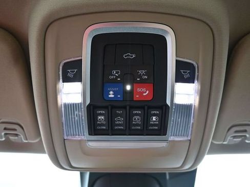 Used 2021 RAM 1500 Limited AWD/4WD image 43