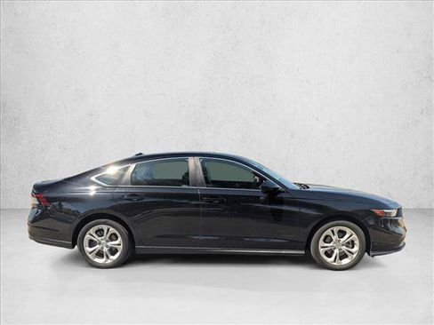 Used 2023 Honda Accord LX image 4