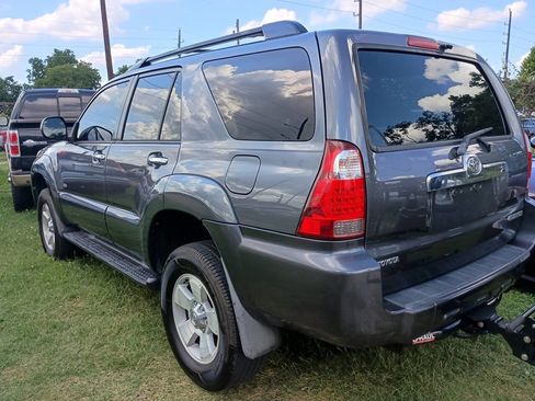 Used 2007 Toyota 4Runner SR5 RWD image 3