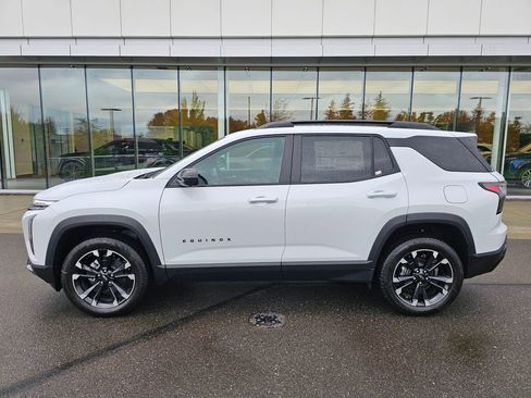 New 2026 Chevrolet Equinox RS w/ Safety and Technology Package AWD/4WD image 2