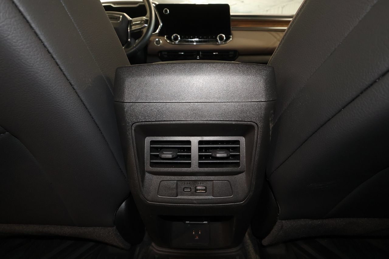 Certified 2026 GMC Canyon Denali AWD/4WD image 29