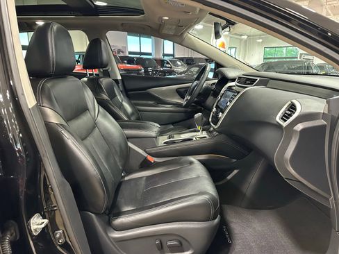Used 2018 Nissan Murano Platinum FWD image 38