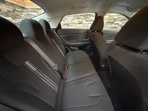 Used 2023 Hyundai Elantra SEL w/ Convenience Package FWD image 34