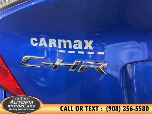 Used 2019 Toyota C-HR XLE FWD image 33