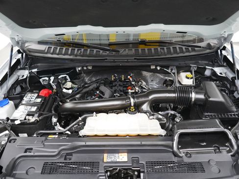 Used 2025 Ford Expedition Platinum AWD/4WD image 34