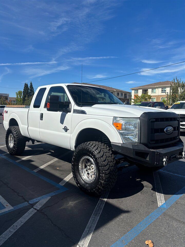 Used 2015 Ford F250 XLT w/ XLT Value Package AWD/4WD image 1