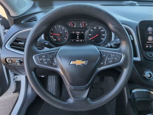 Certified 2024 Chevrolet Malibu LT image 11