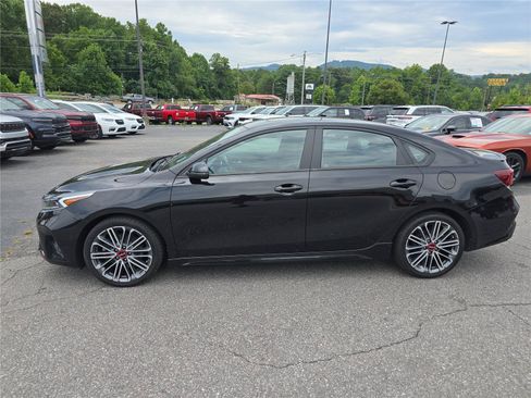 Used 2022 Kia Forte GT FWD image 6