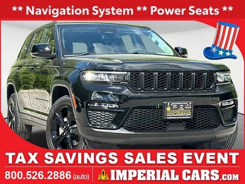 Used 2023 Jeep Grand Cherokee Limited w/ Black Appearance Package AWD/4WD image 1