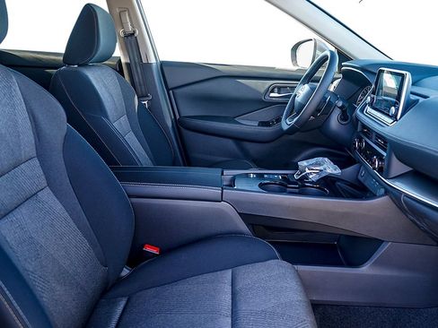 New 2026 Nissan Rogue SV FWD image 24