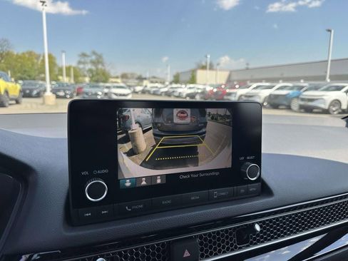 Used 2023 Honda Civic Sport image 19