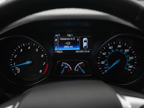 Used 2014 Ford Focus Titanium image 23