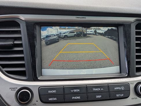 Used 2021 Hyundai Accent SEL FWD image 29