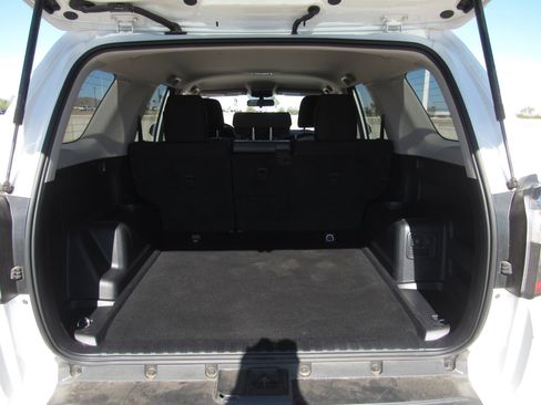 Used 2019 Toyota 4Runner TRD Off-Road image 12