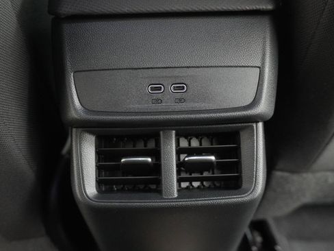 New 2026 Chevrolet Equinox LT w/ Safety and Technology Package FWD image 39