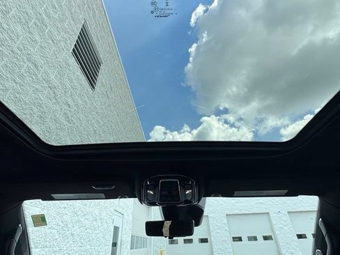 Used 2023 Jeep Grand Wagoneer Series III w/ Rear Seat Video Group 1 AWD/4WD image 20