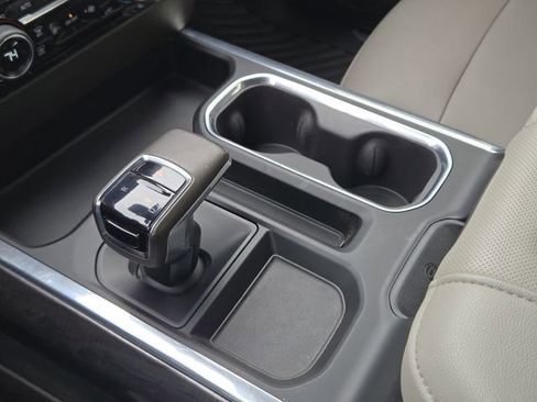 Used 2022 Chevrolet Silverado 1500 LTZ w/ LTZ Premium Texas Edition AWD/4WD image 22
