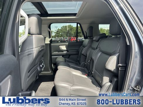 Used 2025 Ford Expedition Max Active AWD/4WD image 22