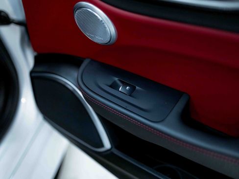 Used 2017 Alfa Romeo Giulia Quadrifoglio image 56