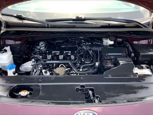 Used 2018 Kia Sedona SX FWD image 31