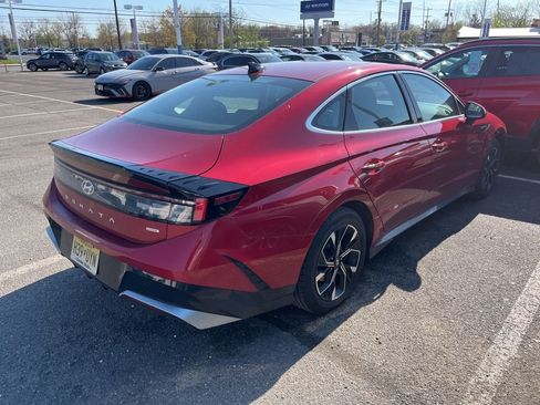 Certified 2024 Hyundai Sonata SEL AWD/4WD image 3