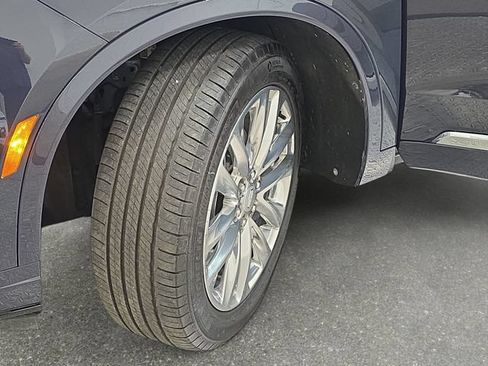 Certified 2024 Cadillac XT6 Premium Luxury w/ LPO, Floor Liner Package AWD/4WD image 29