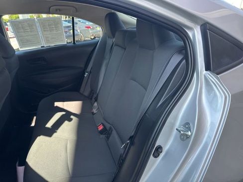 Certified 2022 Toyota Corolla LE FWD image 30