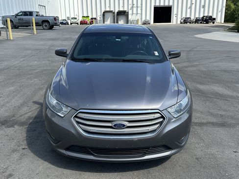 Used 2013 Ford Taurus SEL FWD image 3