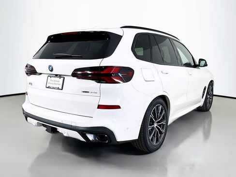 New 2026 BMW X5 xDrive50e w/ M Sport Package image 7